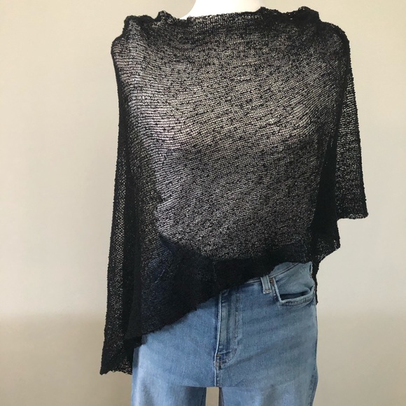 Free People Accessories - FREE PEOPLE sheer poncho shrug